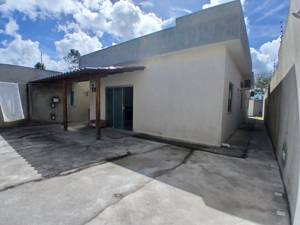 Visão dos fundos da casa