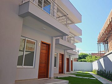 VENDO Duplex - 02 Suites Pr�ximo a praia