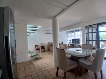 Casa - 02 Quartos - 01 Suite(Cond. Marina Buranhm Services)